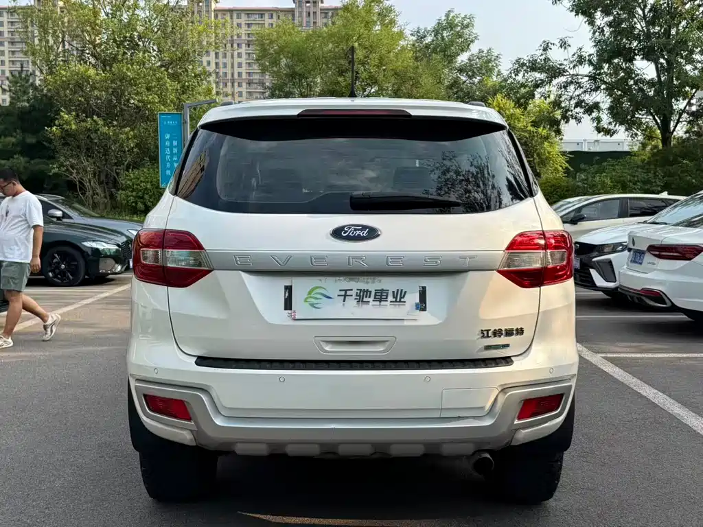 Ford Everest 2018 — фото 18