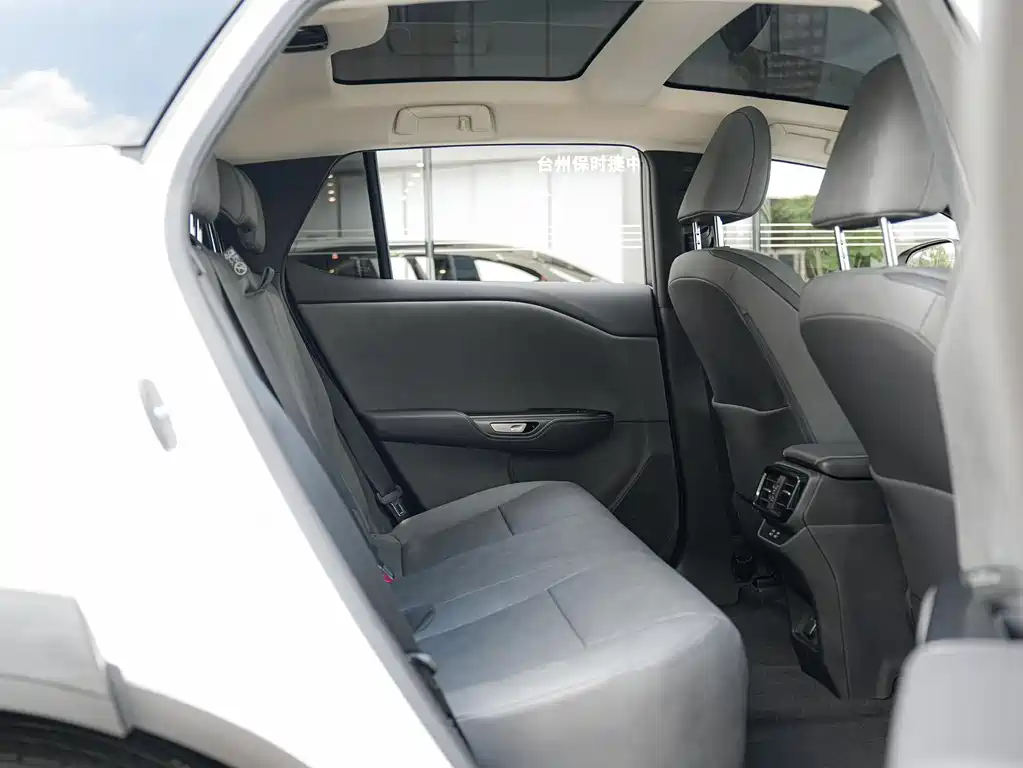 Lexus RZ 2023 — фото 14