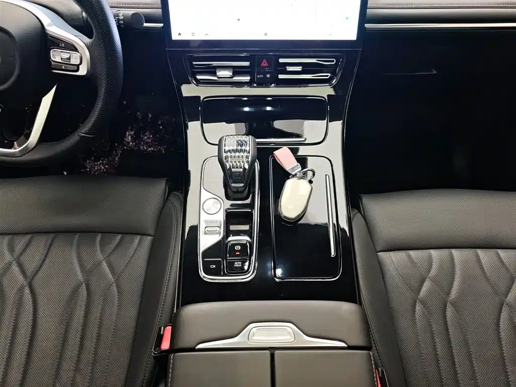 GAC Motor Trumpchi M8 2023 — фото 16
