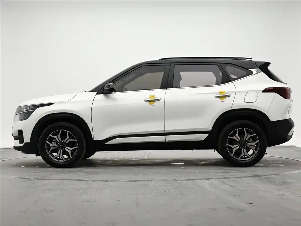 Kia KX3 2020 — фото 11