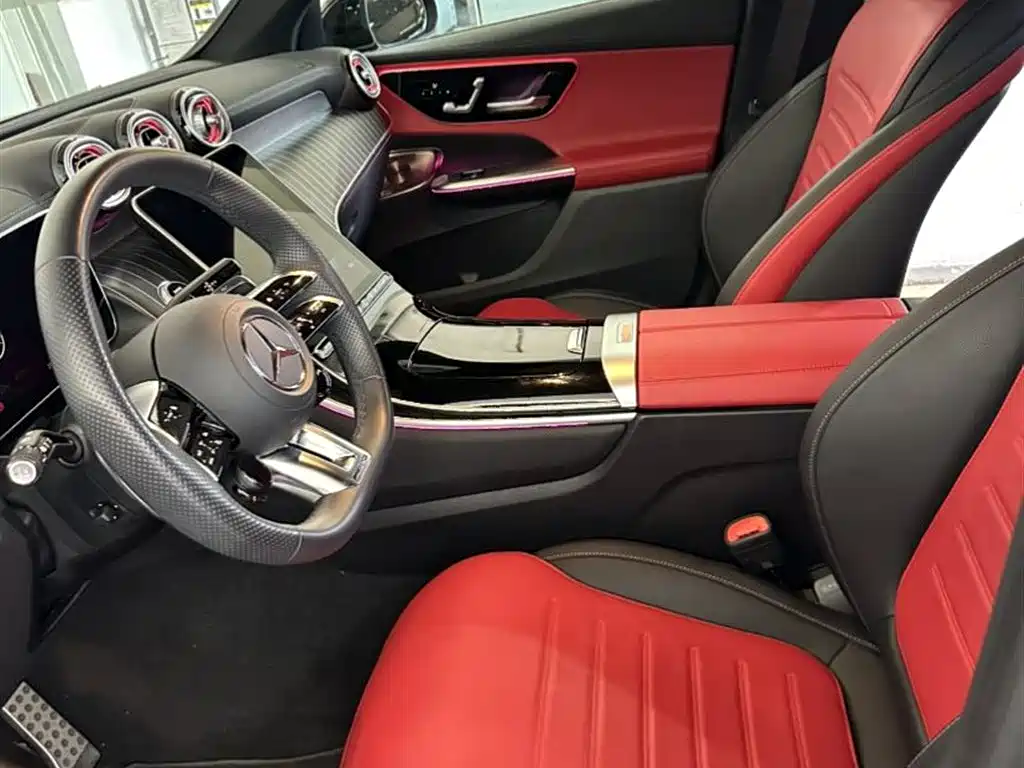 Mercedes-Benz GLC AMG 2025 — фото 4