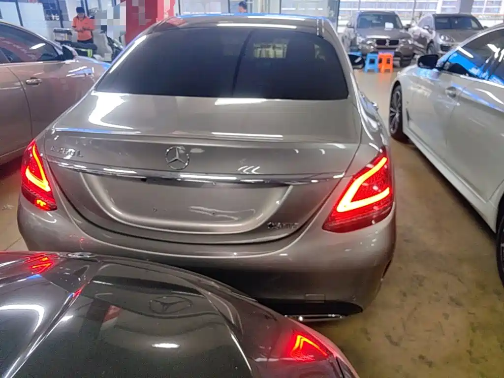 Mercedes-Benz C-Class 2020
