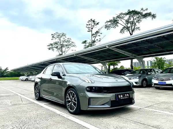 Lynk & Co 03 2022