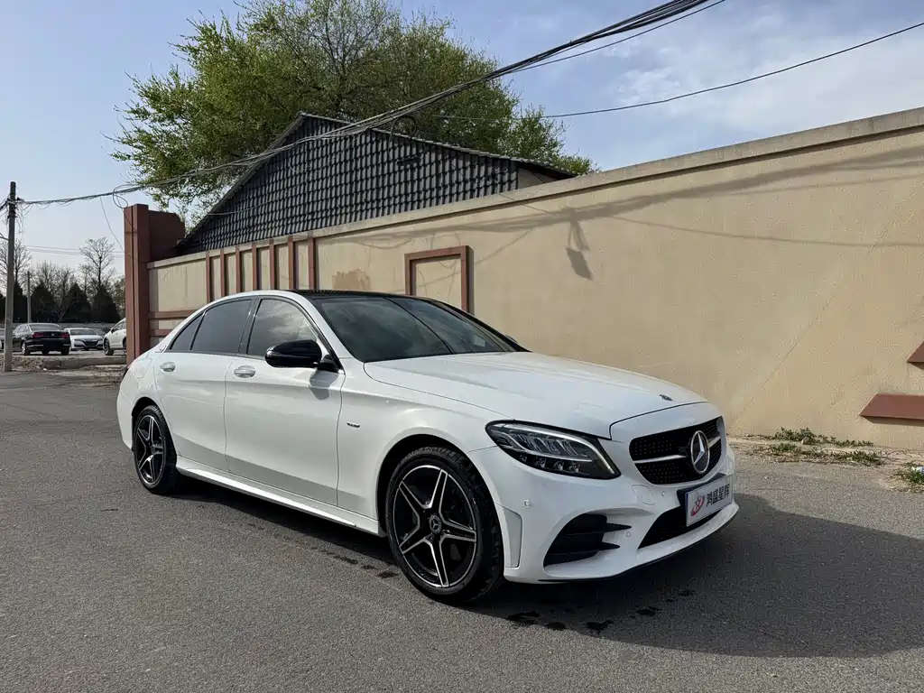 Mercedes-Benz C-Class 2021 — фото 3