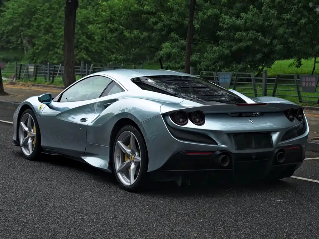 Ferrari F8 2023 — фото 4