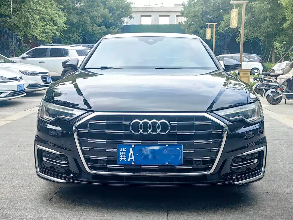 Audi A6L 2020 — фото 1