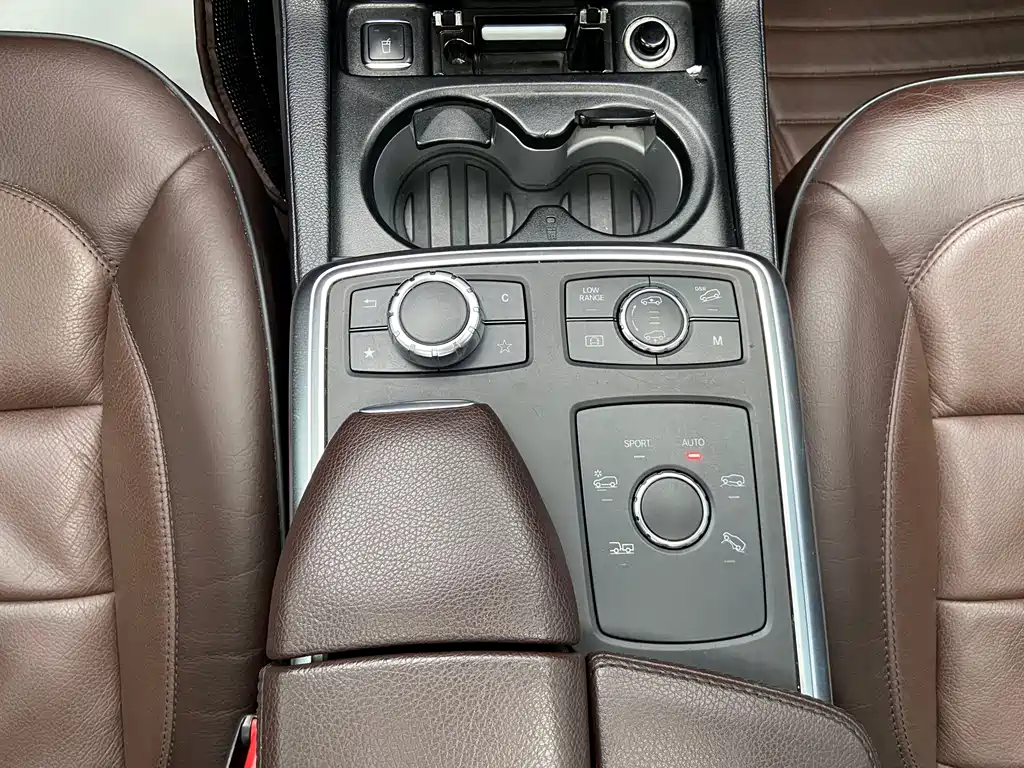 Mercedes-Benz M-Class 2013 — фото 15