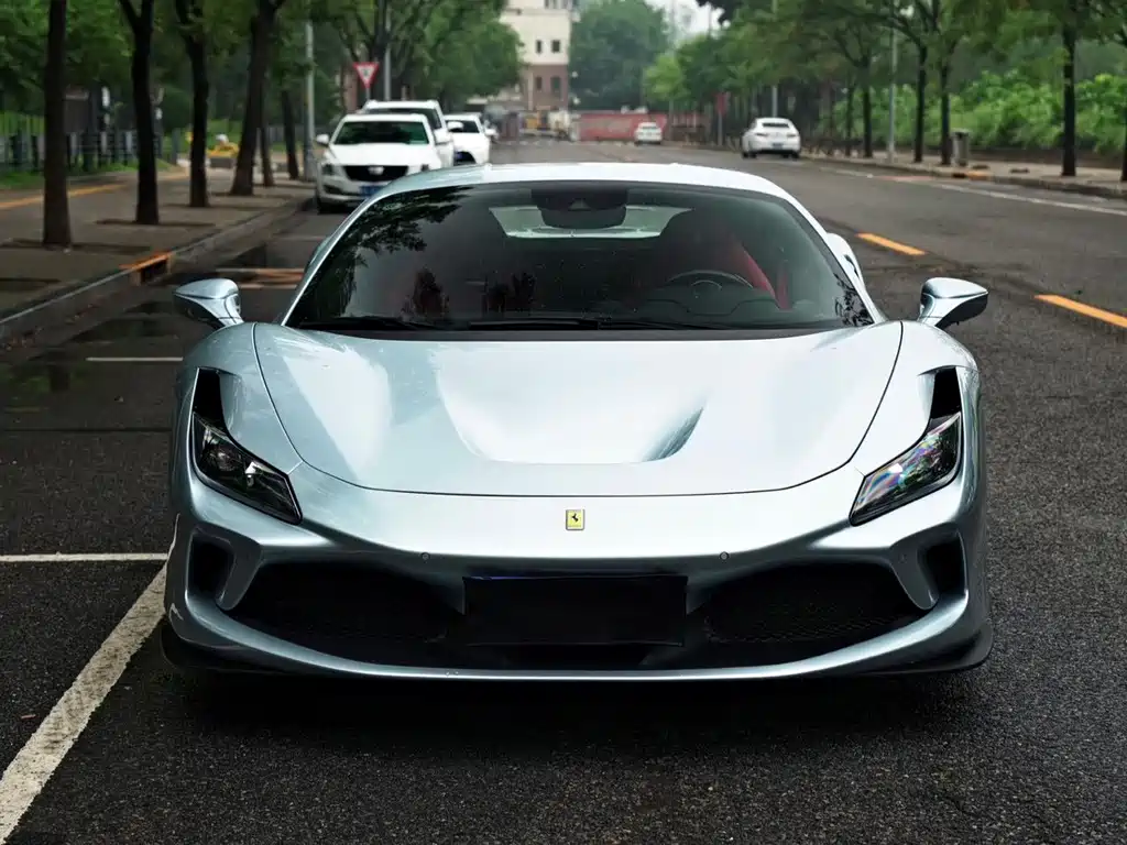 Ferrari F8 2023 — фото 2