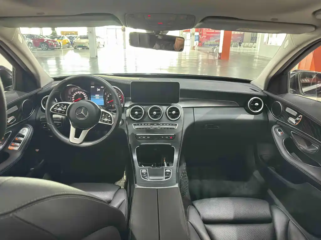 Mercedes-Benz C-Class 2019 — фото 8