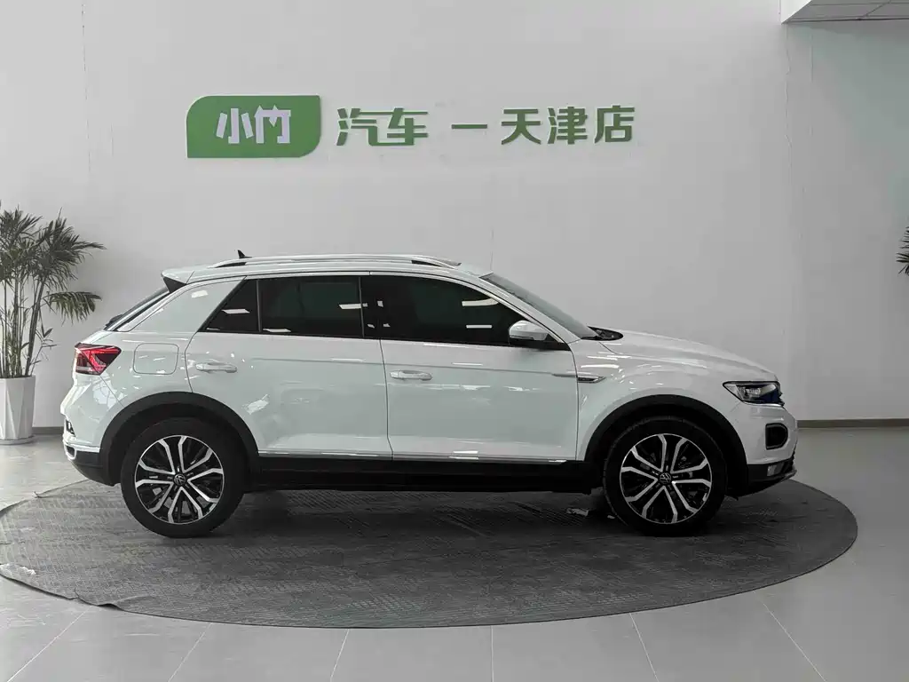 Volkswagen T-Roc 2022 — фото 7