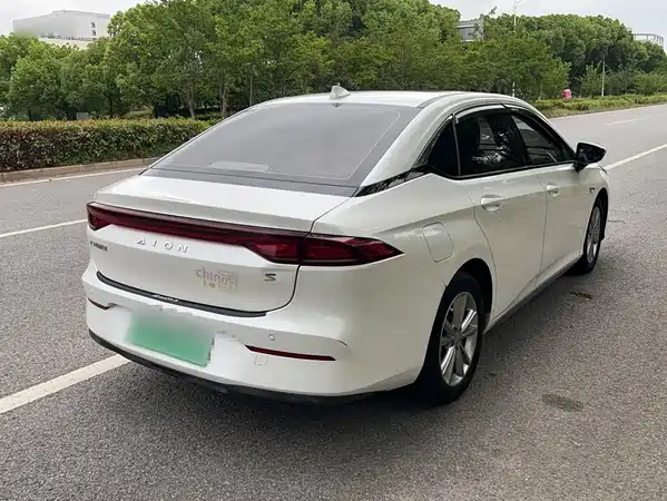 Aion S 2022