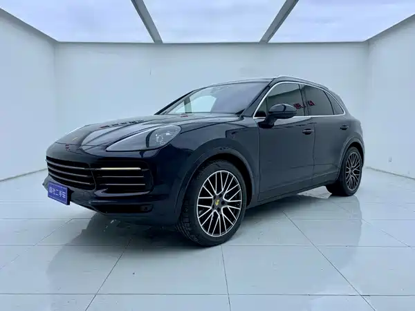 Porsche Cayenne 2021