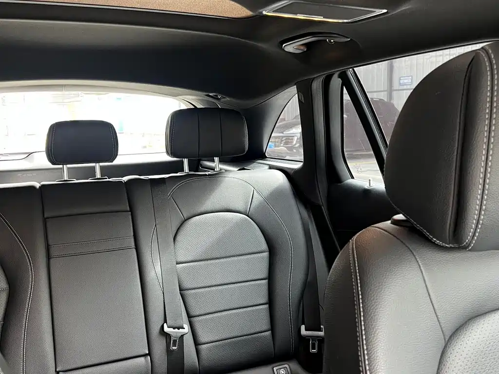 Mercedes-Benz GLC 2019 — фото 16