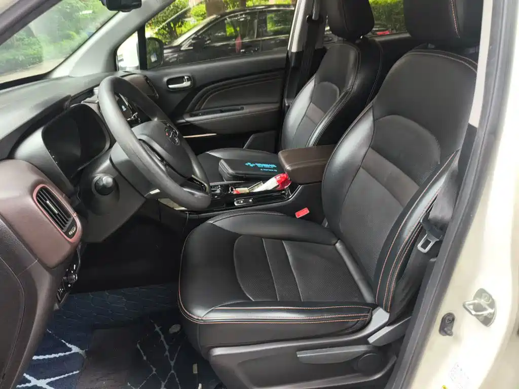GAC Trumpchi GS3 2018 — фото 11