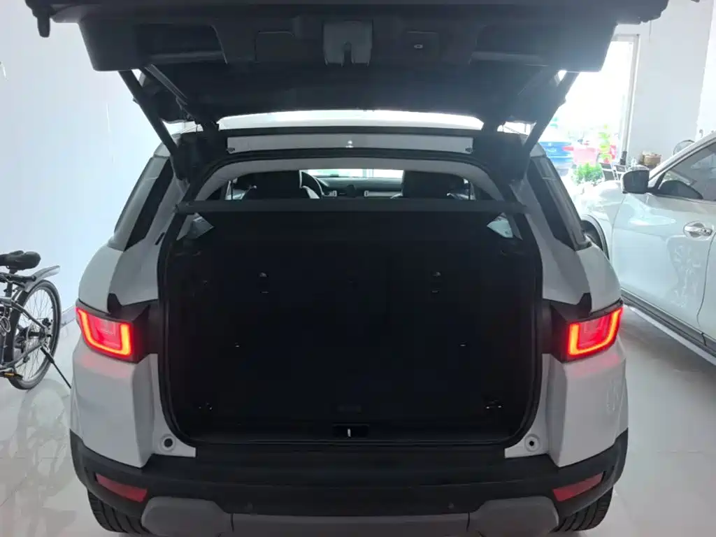 Land Rover Range Rover Evoque 2018 — фото 19