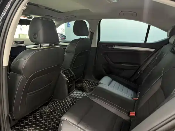 Skoda Superb 2021