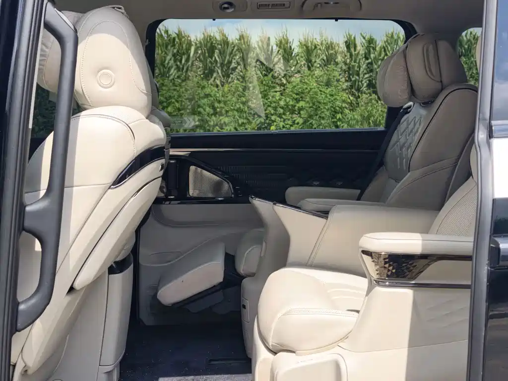 GAC Trumpchi Xiangwang M8 2025 — фото 20