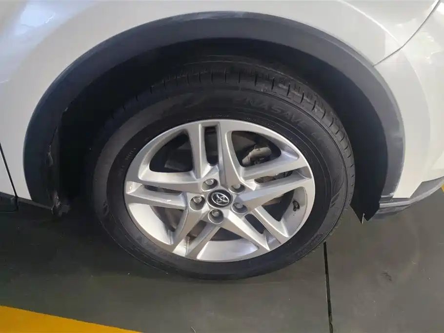 Toyota C-HR 2021