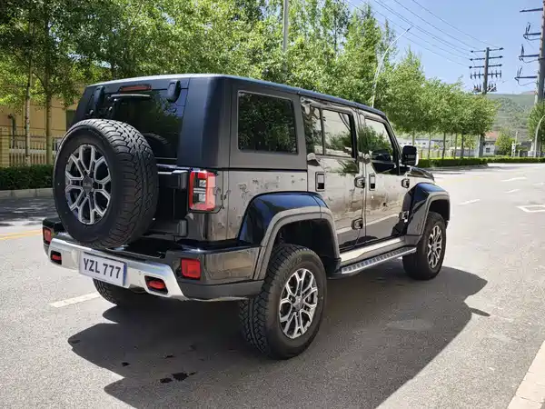 BAIC BJ40 2025