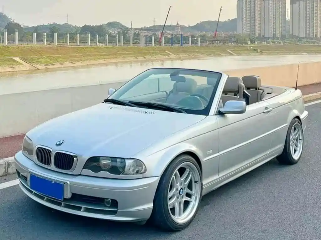 BMW 3 Series 2002 — фото 1