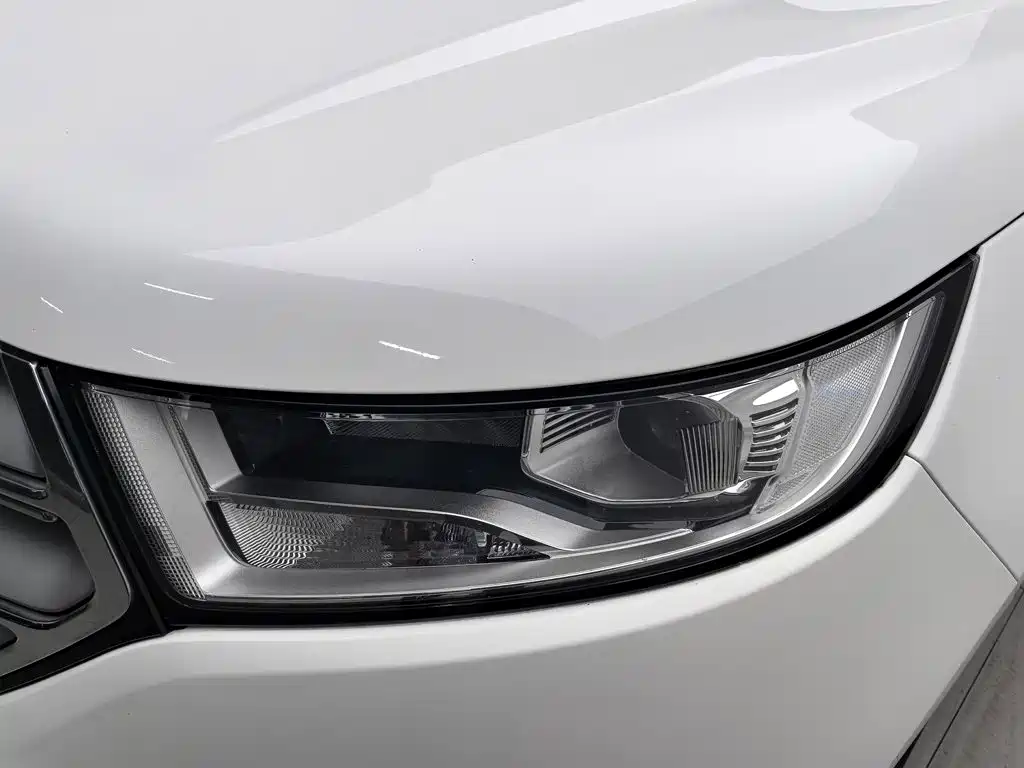Ford Edge 2016 — фото 7