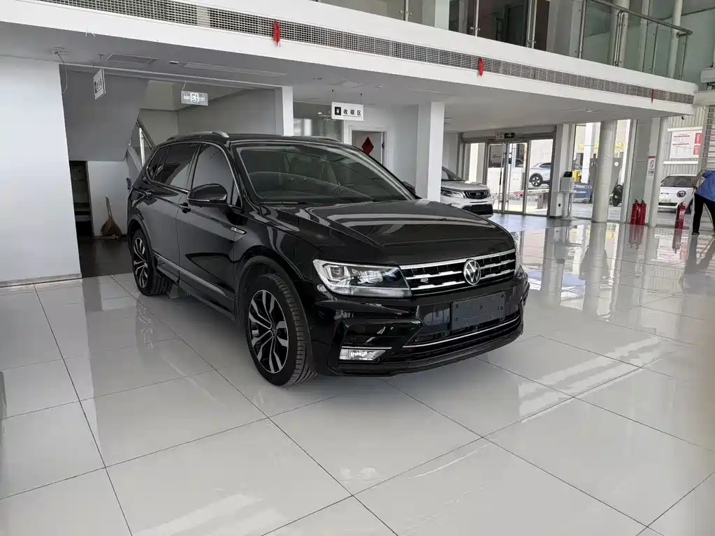 Volkswagen Tiguan L 2021