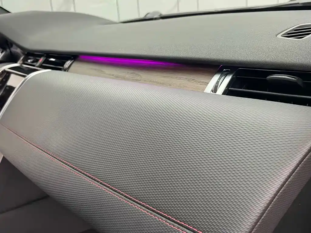 Land Rover Discovery Sport 2020 — фото 22