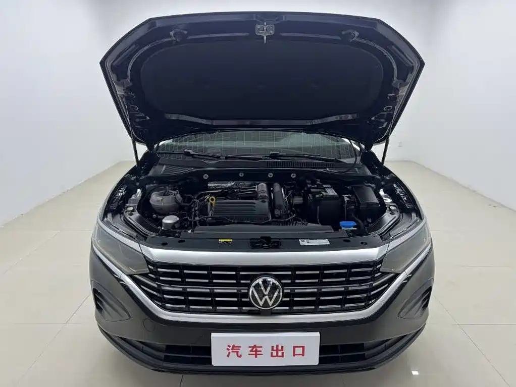 Volkswagen Passat 2024