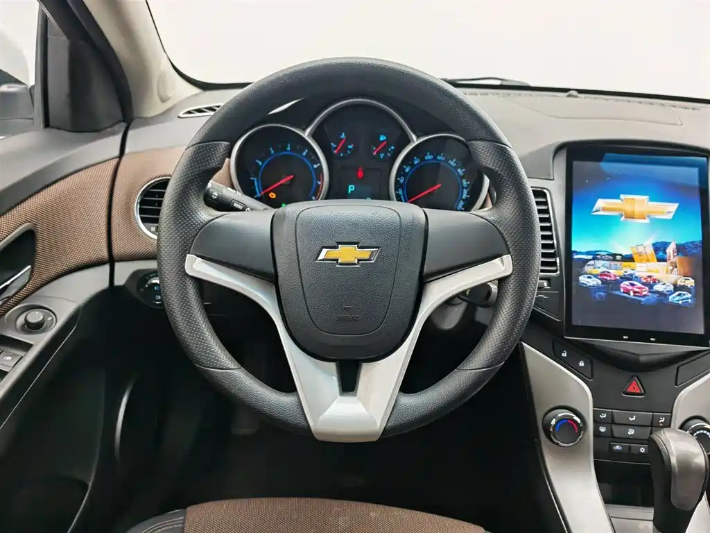Chevrolet Cruze 2016 — фото 11