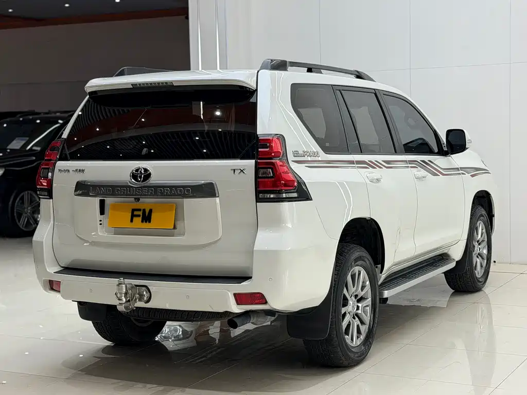 Toyota Prado 2018 — фото 18