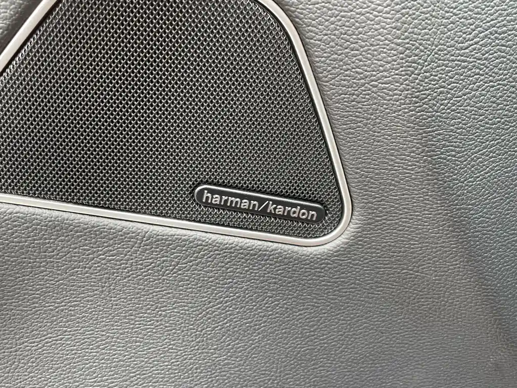 Maserati Levante 2018 — фото 12