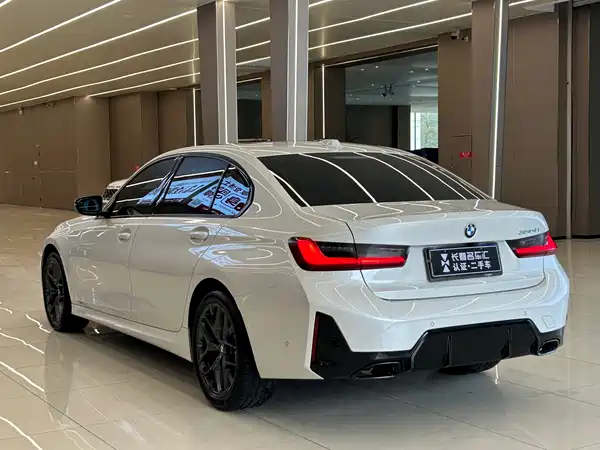 BMW 3 Series 2025