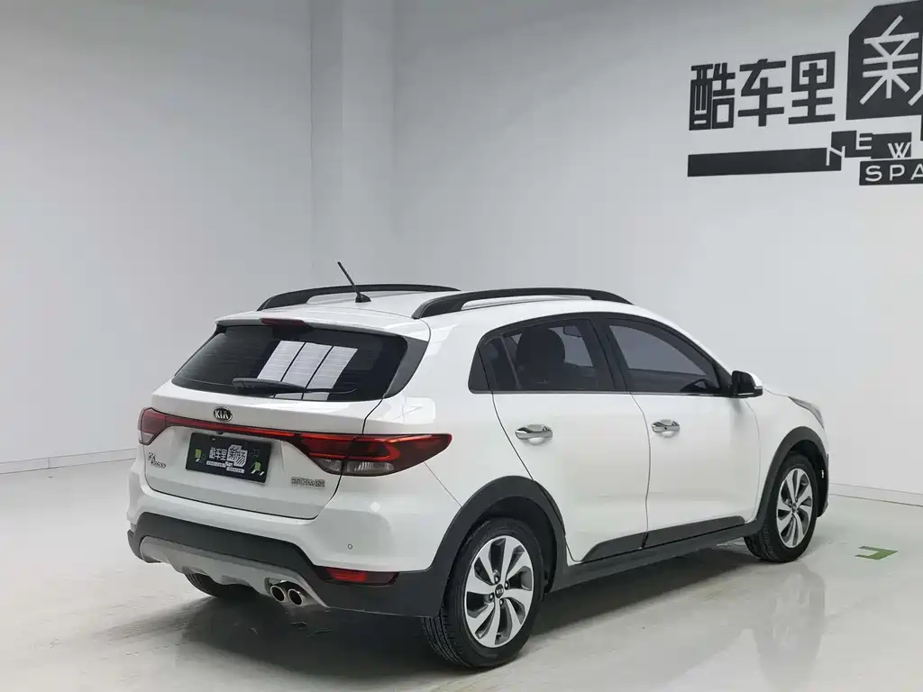 Kia KX Cross 2018 — фото 4