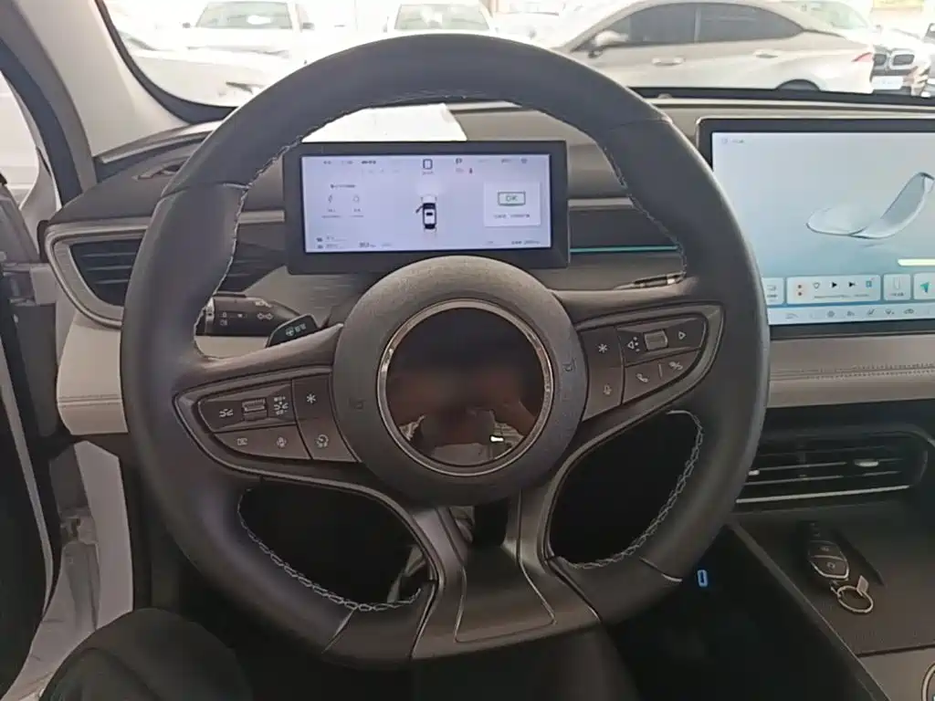 BYD Seal 05 DM-i 2025 — фото 7