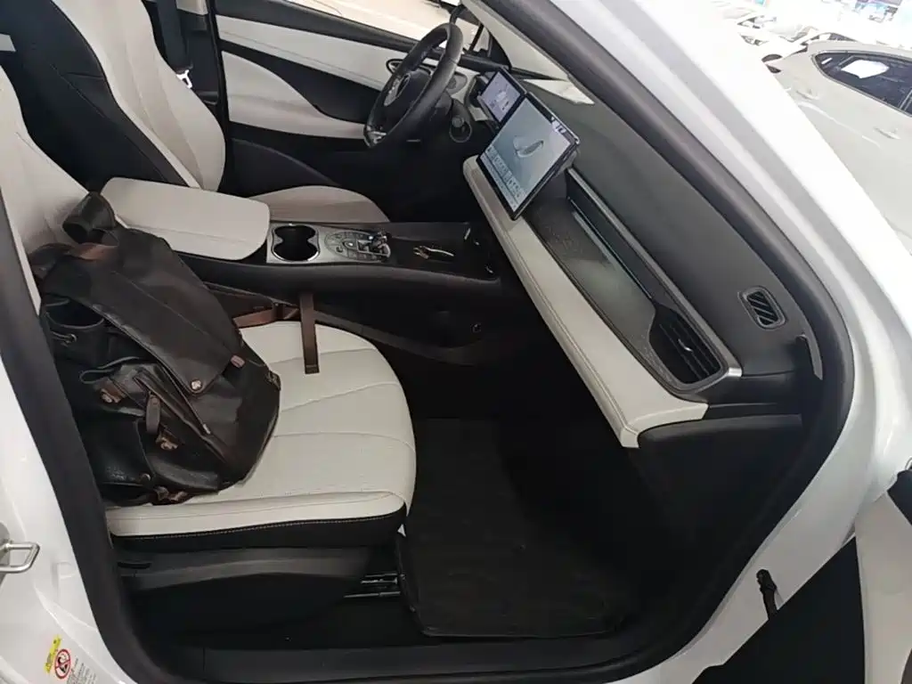 BYD Seal 05 DM-i 2025 — фото 20