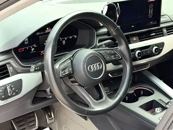 Audi A4L 2021