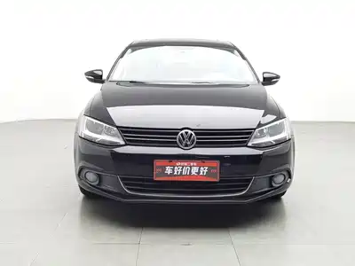 Volkswagen Sagitar 2015