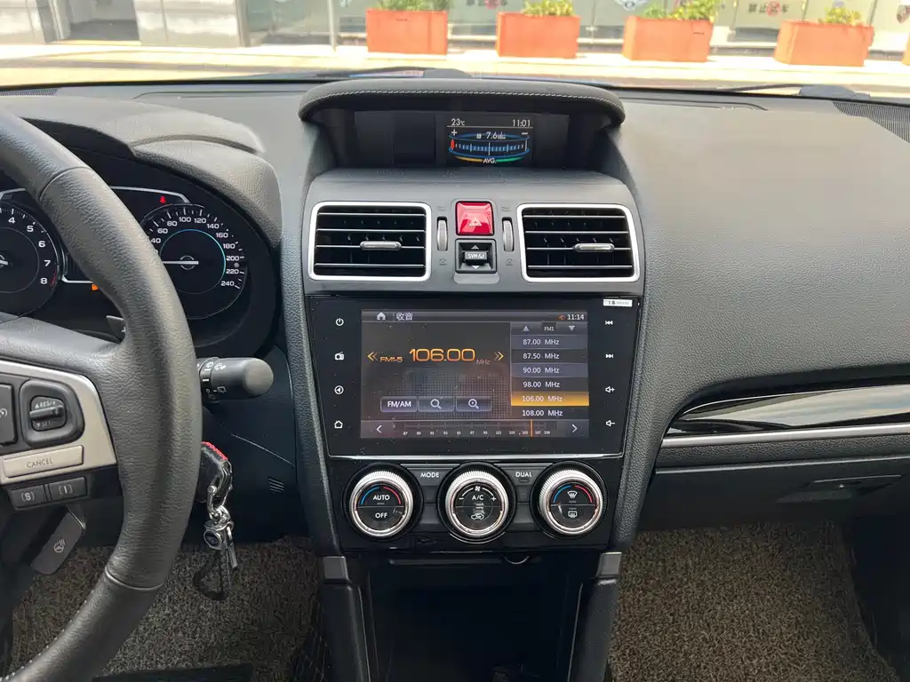 Subaru Forester 2018 — фото 15