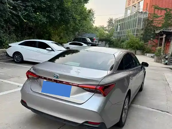Toyota Avalon 2022
