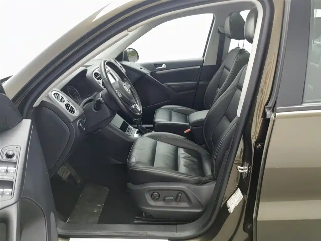 Volkswagen Tiguan 2017 — фото 10