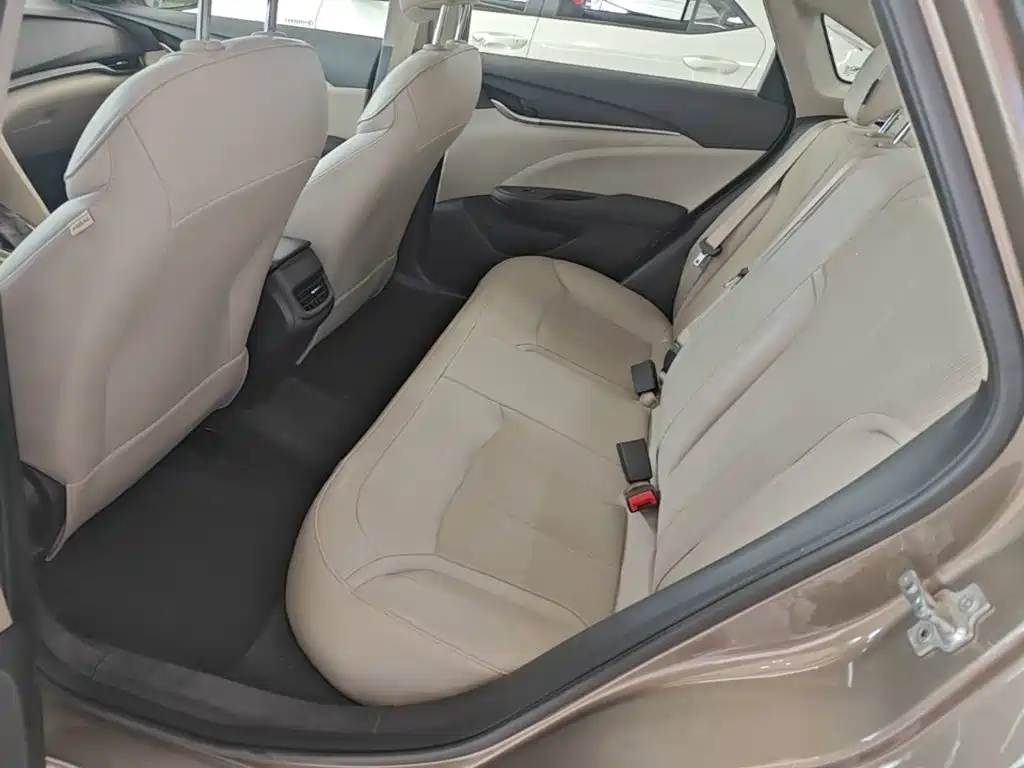 Buick Excelle 2016 — фото 13