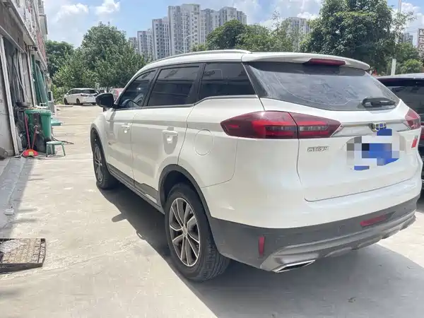 Geely Boyue 2018