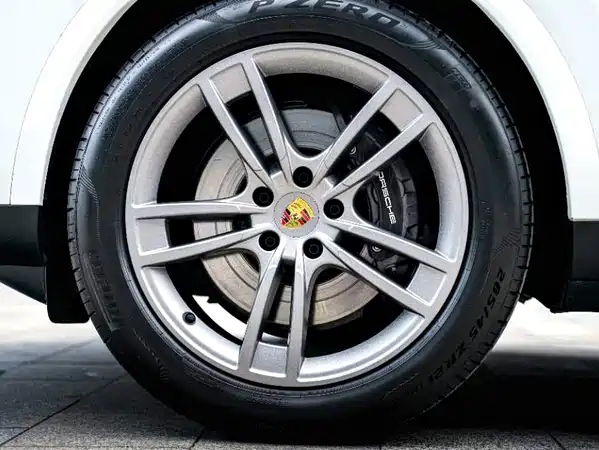 Porsche Cayenne 2024
