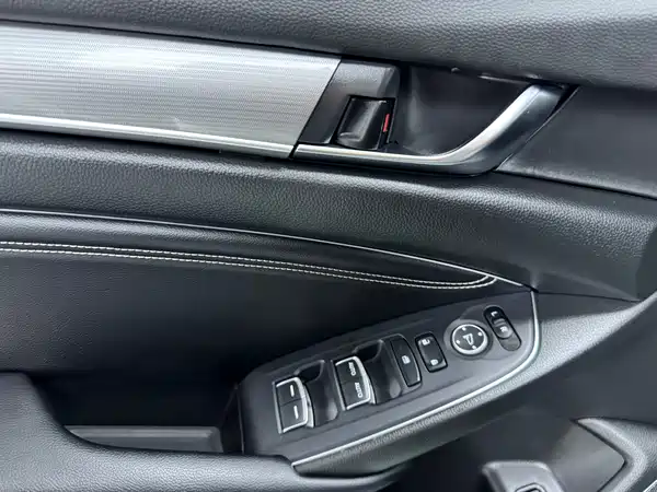 Honda Inspire 2022