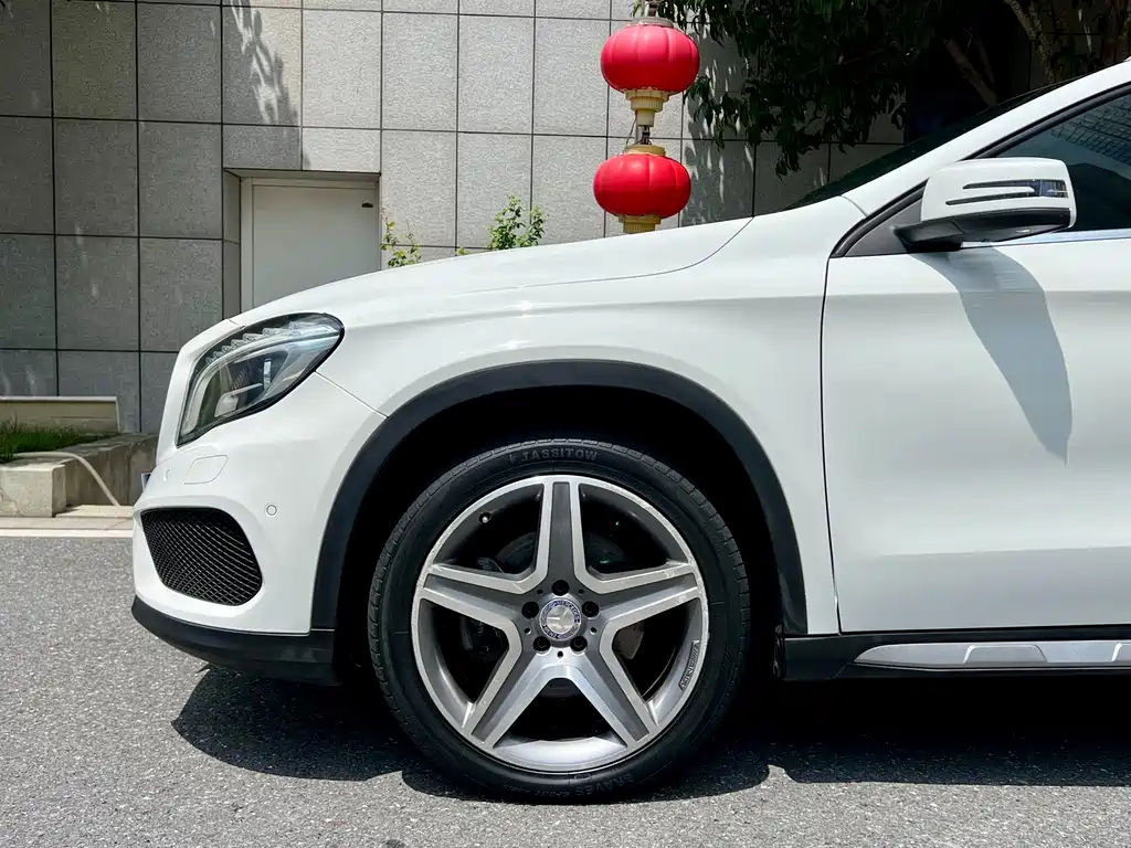 Mercedes-Benz GLA 2015 — фото 6