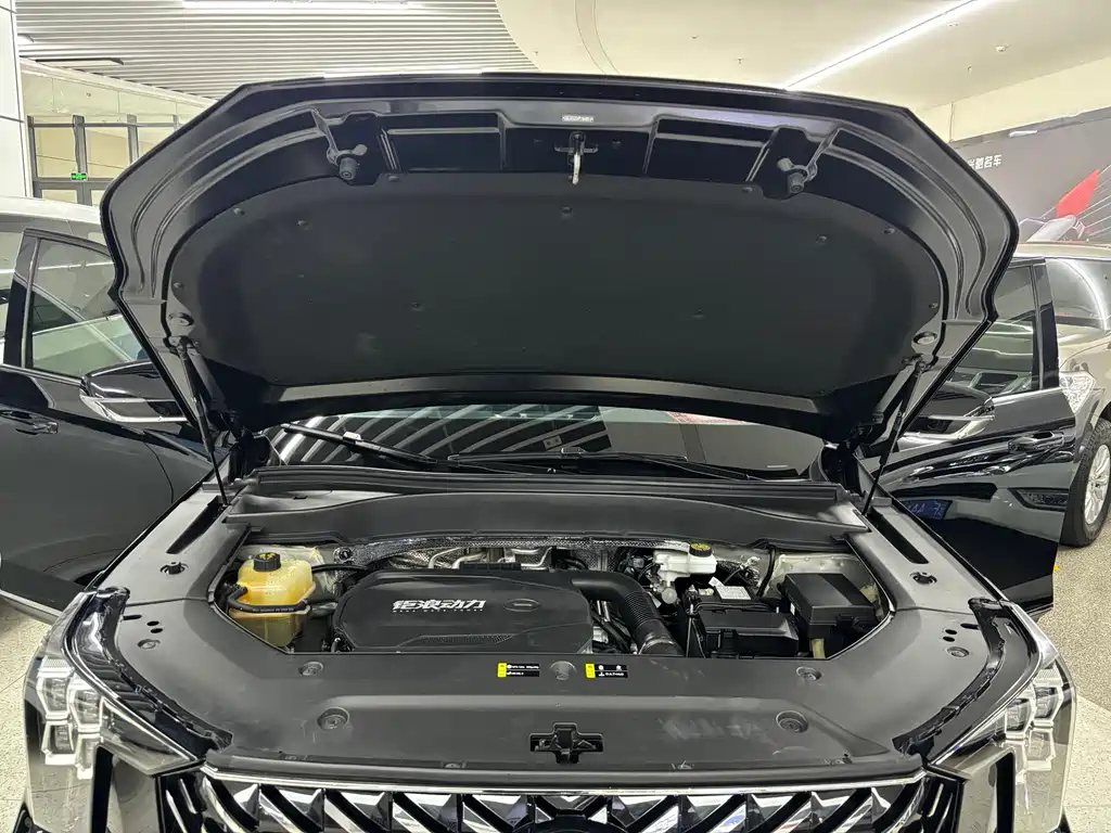 GAC Motor Trumpchi GS8 2023 — фото 15