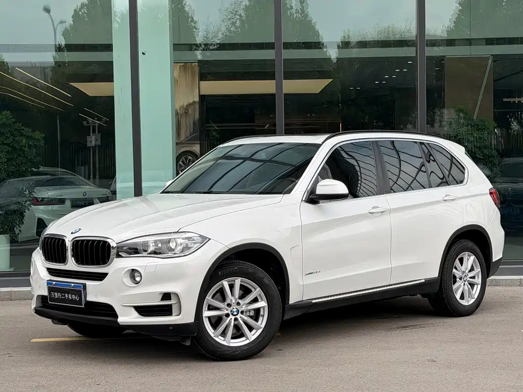 BMW X5 2015 — фото 2