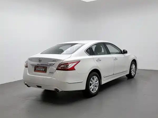Nissan Teana 2013