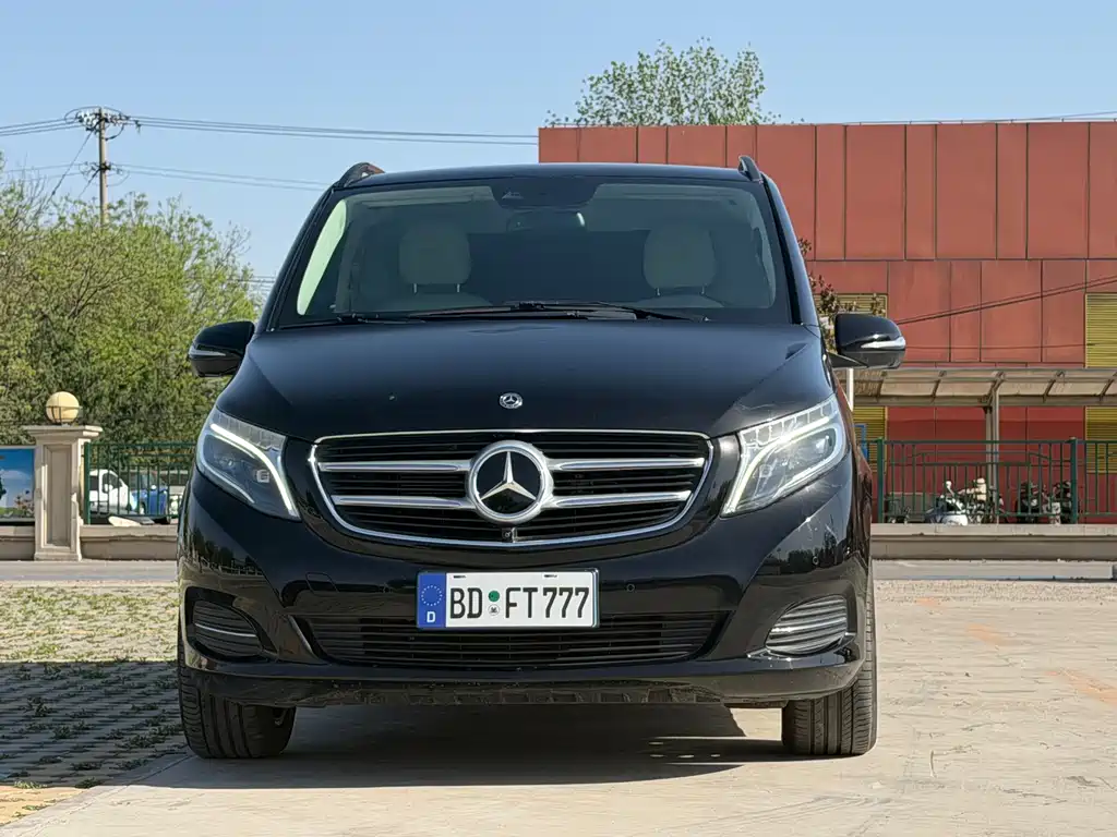 Mercedes-Benz V-Class 2018 — фото 3