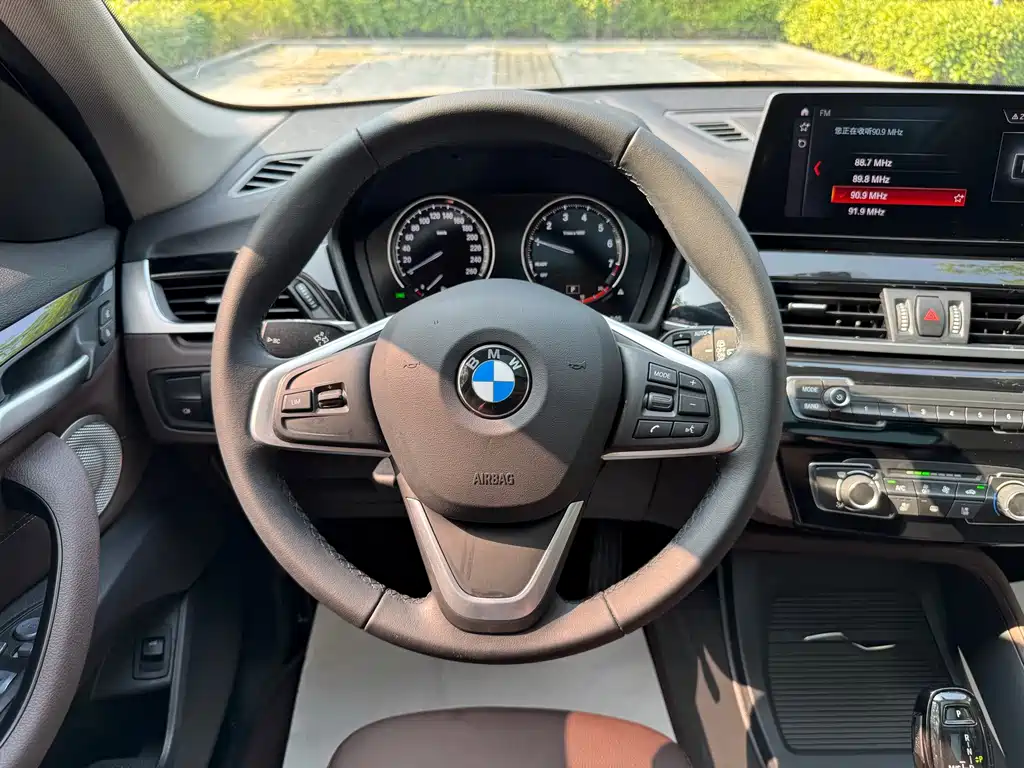 BMW X1 2023 — фото 13